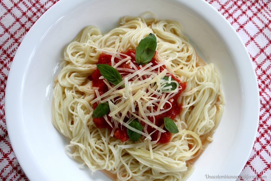 Cómo preparar y congelar salsa de tomate